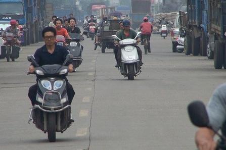生命之重海报剧照