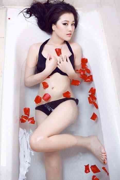 超高峰期小姐的挣扎海报剧照